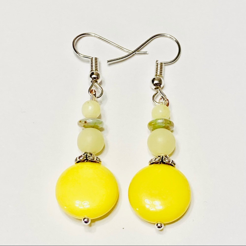 SUN DROPS Lightweight Acrylic & Jadeite Earrings